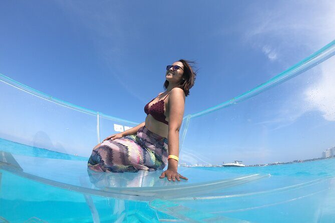 1-hour Clear Boat Tour in Nichupte Lagoon from Cancun - Included drinks, life jackets, and what to bring yourself