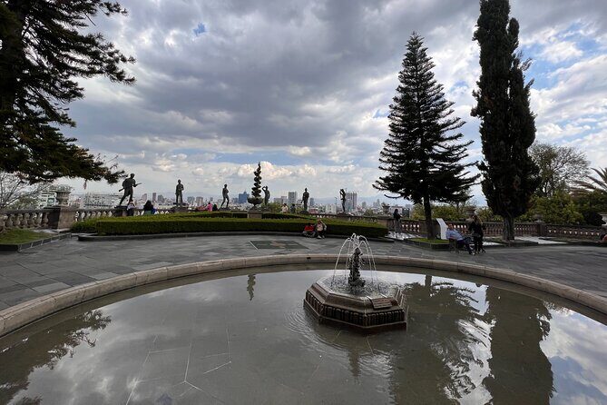 100% private tour in Chapultepec Castle & around (with transport) - Walking into Chapultepec: pickup, private transport, and the Gate of the Lions