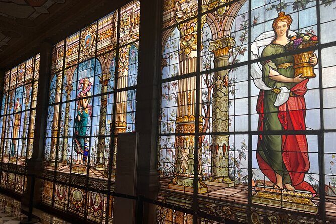 100% private tour in Chapultepec Castle & around (with transport) - Chapultepec Castle’s two-part visit: Museum of History and the Alcázar