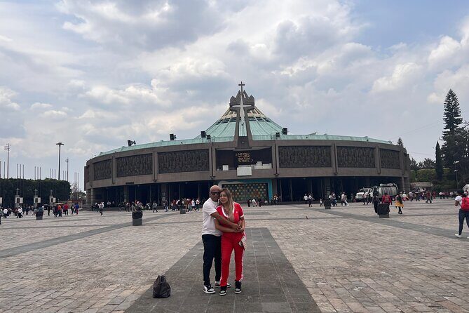 100% private tour in Guadalupe's Basilica with transport - Inside the Guadalupe Complex: New Basilica, Old Basilicas, and the Story Made Physical