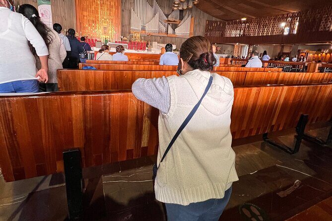 100% private tour in Guadalupe's Basilica with transport - Timing, Traffic, and Crowd Strategy: How Private Tours Save Your Energy