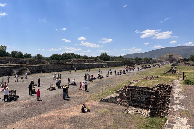 100% Private Tour in Teotihuacán Pyramids from Mexico City - Heat, steps, and uneven ground: how to have a comfortable day