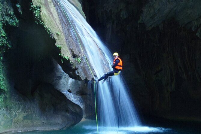 2-Day Tour with Canyoning and Rappelling to the Infiernillo Canyon - The Sierra Gorda base: Ahuacatlán de Guadalupe logistics you should plan for