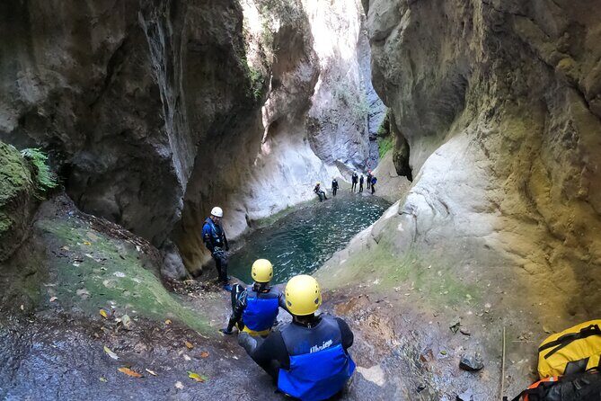 2-Day Tour with Canyoning and Rappelling to the Infiernillo Canyon - Day 1 training in town: getting your feet (and hands) ready