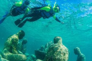 2-Hour Snorkeling Paradise Reef in Cancún Underwater Museum - The boat ride to Punta Nizuc: what to expect during the transfer