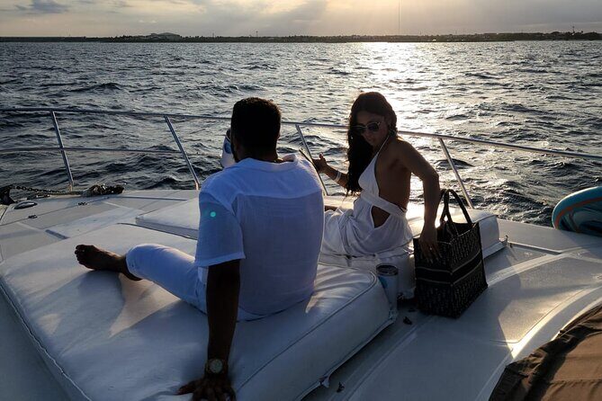 2 Hour Sunset - 47' Azimut, Tulum, Playa del Carmen, Riviera Maya - Price and Value: $600 per Group plus the Marina Fee