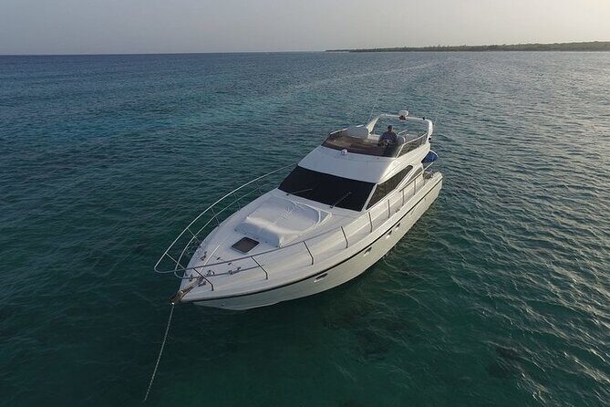 2 Hour Sunset - 47' Azimut, Tulum, Playa del Carmen, Riviera Maya - Who This Sunset Yacht Fits Best