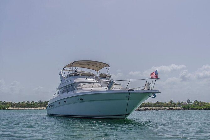 2 Hour Sunset - 51' Sea Ray Tulum, Playa del Carmen, Riviera Maya - Entering The Cruise With Real Sunset Timing