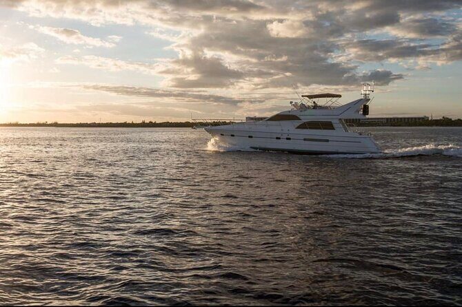 2 Hour Sunset- 60' Neptunus Tulum, Playa del Carmen, Riviera Maya - Where you meet: the easy way to start without stress