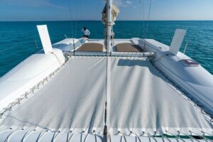 2 in 1 Catamaran to Isla Mujeres Tour from Cancun with Open Bar - Getting to Isla Mujeres: The Feeling of a Real Island Stop