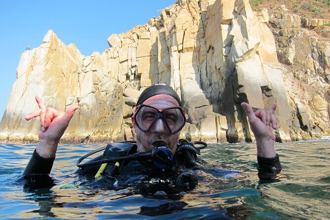 2 Tank Boat Dives for Certified Divers - A Morning Boat Day Around Roqueta Island and Acapulco Bay