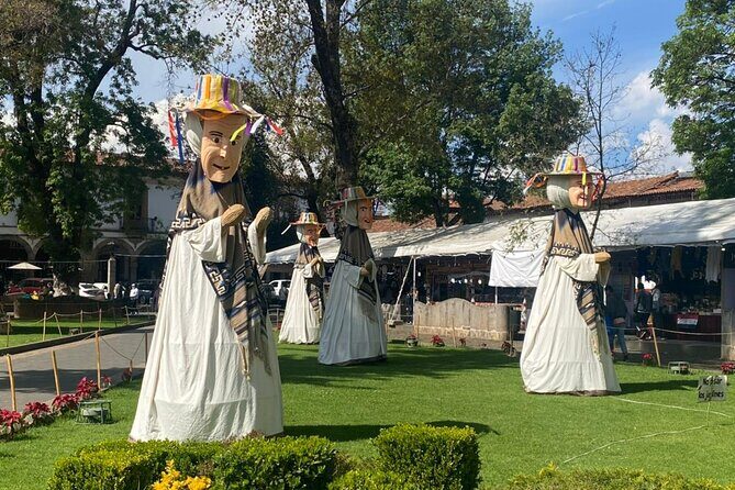 3-Day Private Guided Tour of Monarch Butterflies in Michoacan - Day 3: Morelia Cathedral Bells, Candy Markets, and a Mirador Lunch in Pátzcuaro