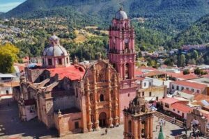 3 day Tour to Discover the Magic of Mexico & Monarch Butterflies - Morelia evenings: what your free time can be used for