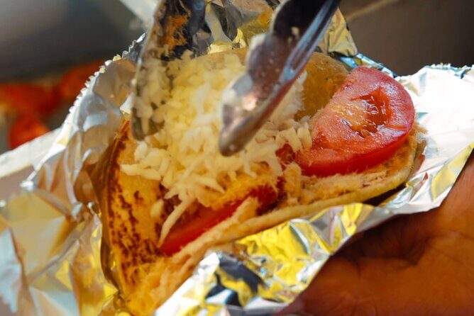 3 hour TACO Trail in La Paz from Traditional to Gourmet Tacos - What’s included in the taco-and-drink deal (and what can cost extra)