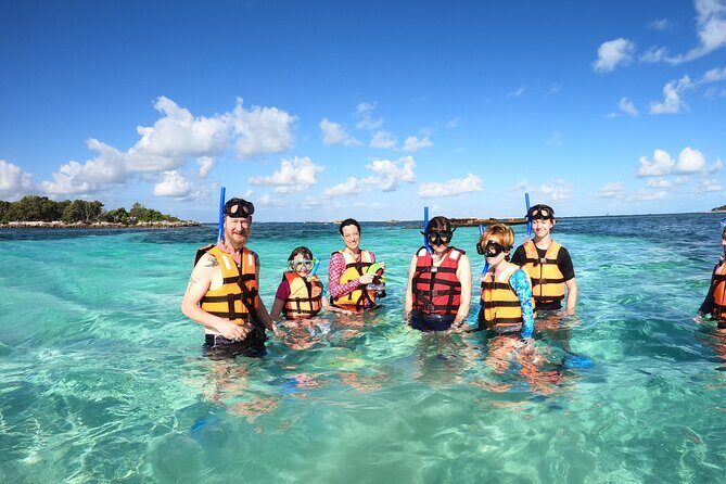 3 Hours VIP Semiprivate Tour Isla Mujeres Full Snorkeling Experience - Stop 3: MUSA underwater museum at the south point