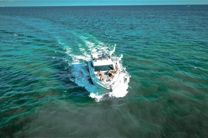 4 Hour - 47' Azimut, Tulum, Playa del Carmen, Riviera Maya - Drinks and the “kept it simple” factor