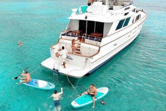 4 Hour - 80' Burger, Tulum, Playa del Carmen, Riviera Maya - Cruising the Riviera Maya: what the 4 hours actually feel like