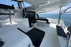 4 Hour Catamaran Experience in a Private 42' Lagoon - Snorkeling at Inha or Paamul: Two Hours That Work