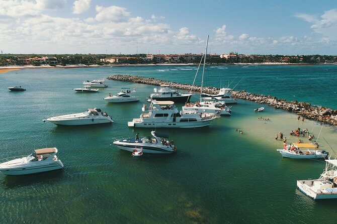 4 Hours - 53' Hatteras - Tulum, Playa Del Carmen, Riviera Maya - Paddleboards and swimming time: options for different energy levels