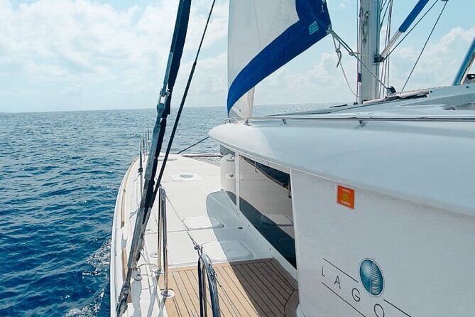 4 Hours Exclusive 45' Lagoon Catamaran Experience - How the 4-hour schedule flows from Puerto Aventuras