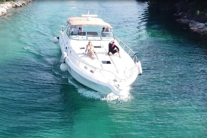 4 hours - Private 48ft Yacht all inclusive in Tulum and Playa del Carmen - Getting to the Pier: Puerto Aventuras Meeting Point and Check-In Rhythm
