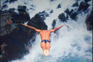 4 or 6Hr Discover Acapulco With a Fun Guide, Diver Show,Mex Lunch - Centro Cultural La Casa de los Vientos: Rivera’s 3-D Mosaic Story