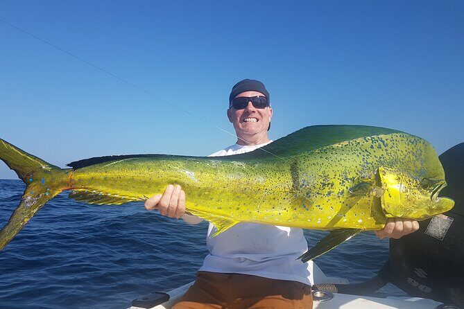 5 Hours of Private Sport Fishing In Puerto Escondido - The boat ride on a 27-foot charter: comfort you’ll notice early