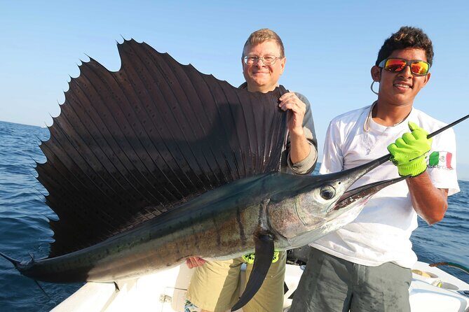 5 Hours of Private Sport Fishing In Puerto Escondido - Included gear and drinks: what you shouldn’t have to bring