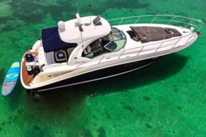 5H Private Lux 40' Yacht All Inclusive - Tulum & Playa del Carmen - Getting on board near Playa del Carmen without a travel headache