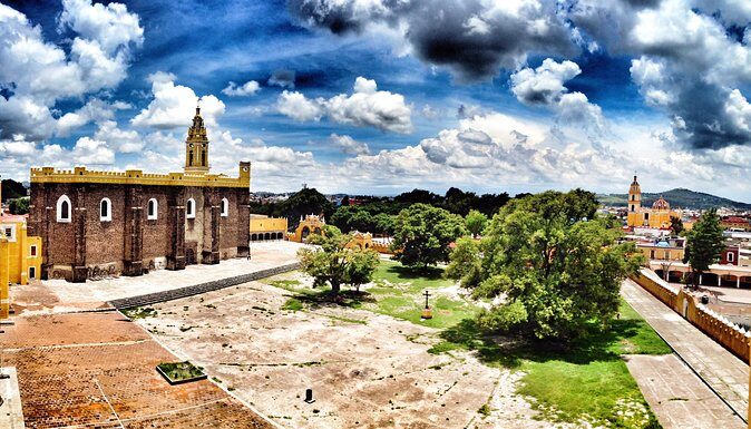 6-Night Best of Central Mexico Tour: Teotihuacan Pyramids, Taxco, Cuernavaca and Puebla from Mexico City - Price and logistics: what $685 buys you, and where you should plan extra