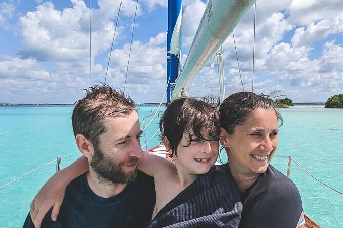 6hrs of Sailing in Bacalar Lagoon: discover Cenotes, Islands and Stromatolites. - A 6-Hour Bacalar Lagoon Sail That Mixes Nature and Comfort
