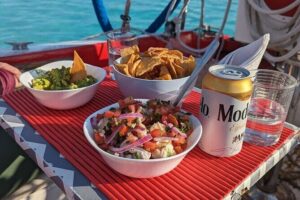 6hrs of Sailing in Bacalar Lagoon: discover Cenotes, Islands and Stromatolites. - Sailing Colibrí Crew: How the Team Keeps the Day Smooth