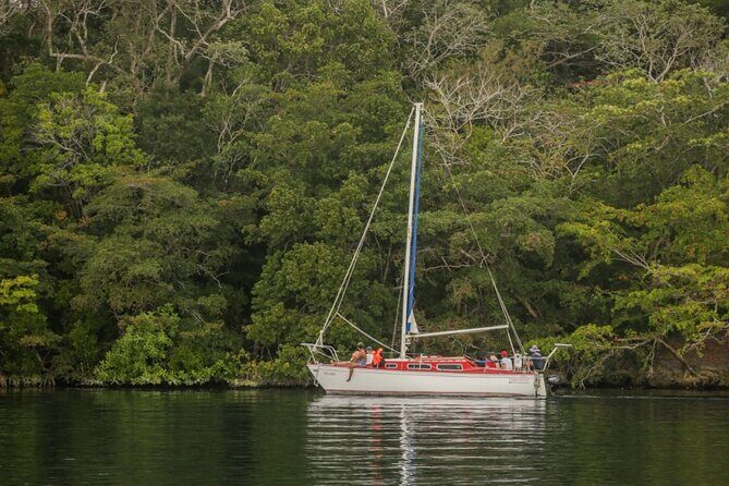 6hrs of Sailing in Bacalar Lagoon: discover Cenotes, Islands and Stromatolites. - Should You Book This Sail on Bacalar Lagoon?