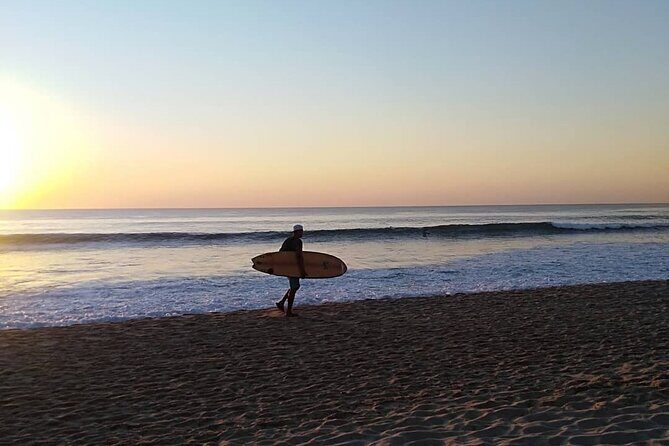 90 Min Surf Lesson / Great for Beginners - Extras: photos, refreshments, and alcohol choices