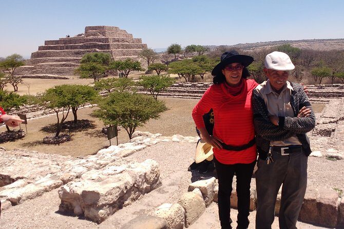 A not crowded Archaeological tour in Cañada de la Virgen - Your 4½ Hours: Pickup, Shuttle, and the Walk to the Ruins