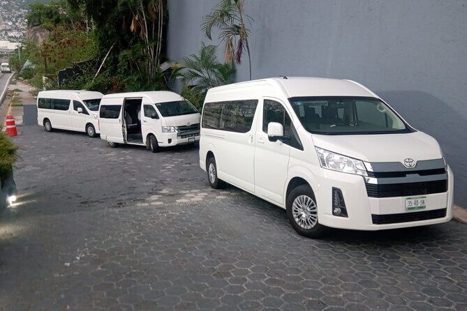 Acapulco Airport Roundtrip Transfers - Small-group limit: why max 15 matters