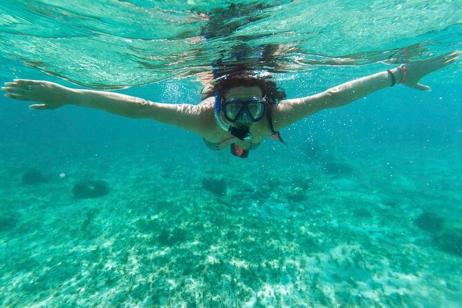 Acapulco Snorkeling Tour - La Roqueta cruise: the part you see even before snorkeling