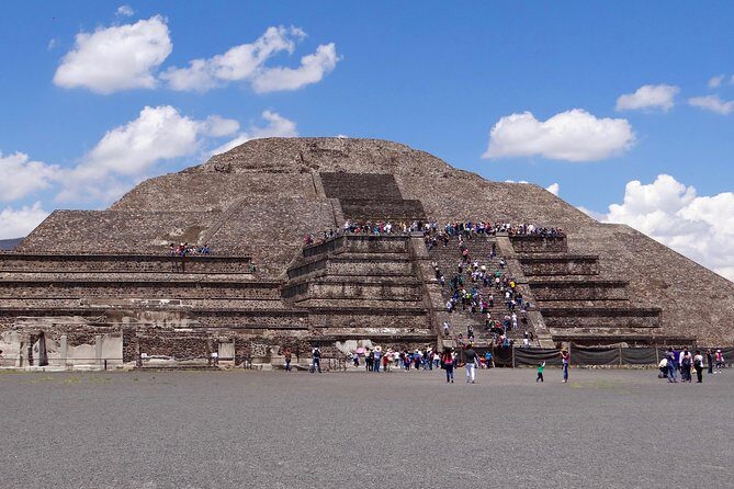 Acolman-Teotihuacán-Plaza of the Three Cultures- Craft Workshop - Accessibility and rules that affect the experience