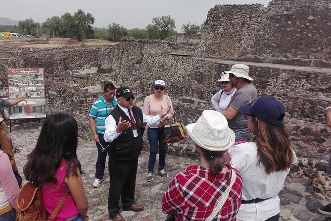 Acolman-Teotihuacán-Plaza of the Three Cultures- Craft Workshop - Who should book this tour