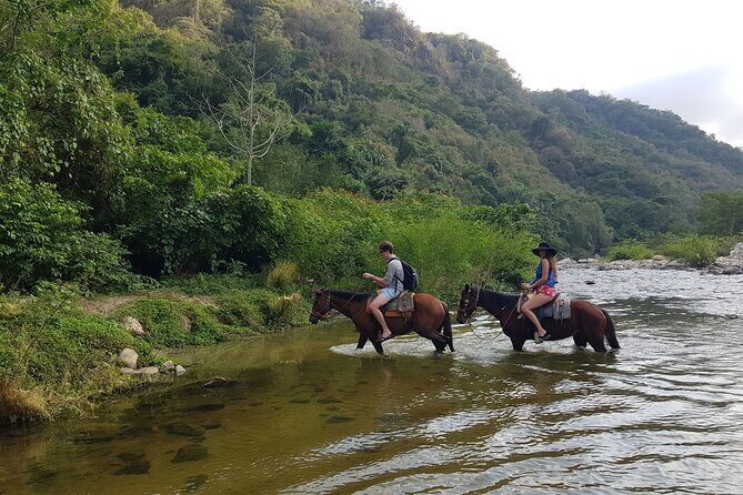 Aguas Termales a Caballo - How Aguas Termales a Caballo fits Puerto Escondido