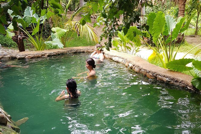 Aguas Termales a Caballo - The thermal baths: five pools, shade, and a “cool off” creek option