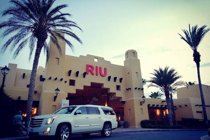 Airport Los cabos Round Trip Transportation - When Vehicle Size Changes: How to Get the Right Fit for Your Group
