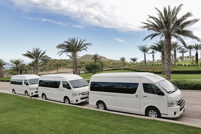 Airport Transfer to Cabo San Lucas & Pacific side Hotels & Villas Round Trip - Where to meet: Terminal 2 umbrella 10 and the Terminal 1 right-side exit