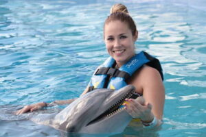 Akumal: Dolphin Encounter - Timing Breakdown: 15-Minute Intro, Then 40 Minutes With Dolphins