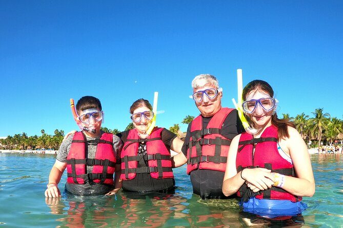 Akumal Turtles Snorkeling and GoPro pictures - Manta rays are a bonus: how to frame luck without disappointment