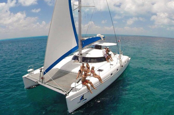 All Inclusive Caribbean adventure, reef snorkeling, Food & Drinks - Key things you’ll notice right away