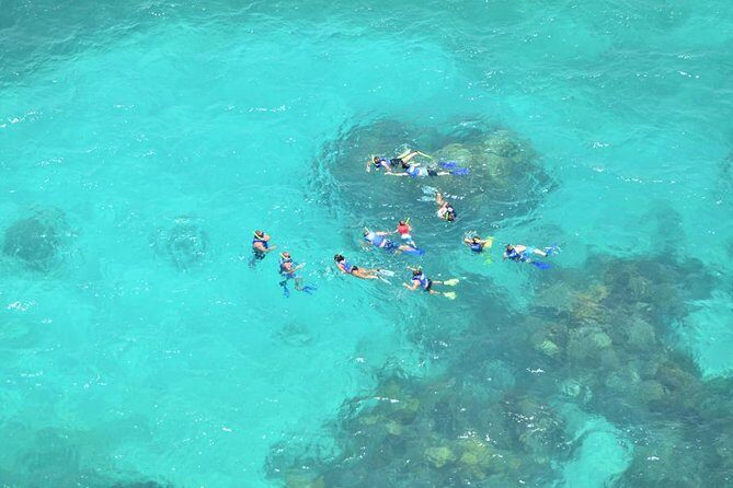 All Inclusive Caribbean adventure, reef snorkeling, Food & Drinks - Open national bar and party energy: fun, but read this before you go