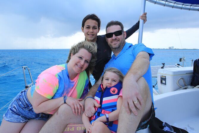 All Inclusive Isla Mujeres Catamaran - A catamaran that basically gives you a whole island day