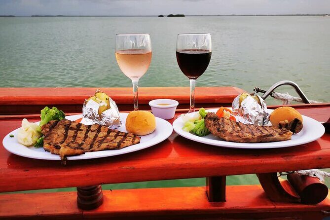 Amazing Romantic Dinner on a Spanish Galeon with Saxophone Music - Nichupte Lagoon at dusk: why the Spanish galleon feels romantic
