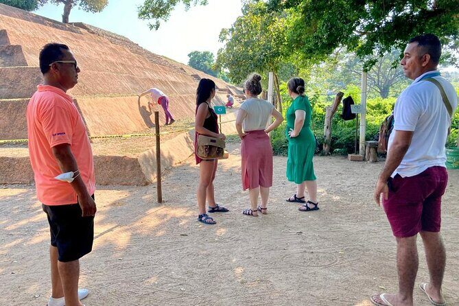Archaeological Site Tour in Zihuatanejo - From coffee and museum time to the story behind the stones